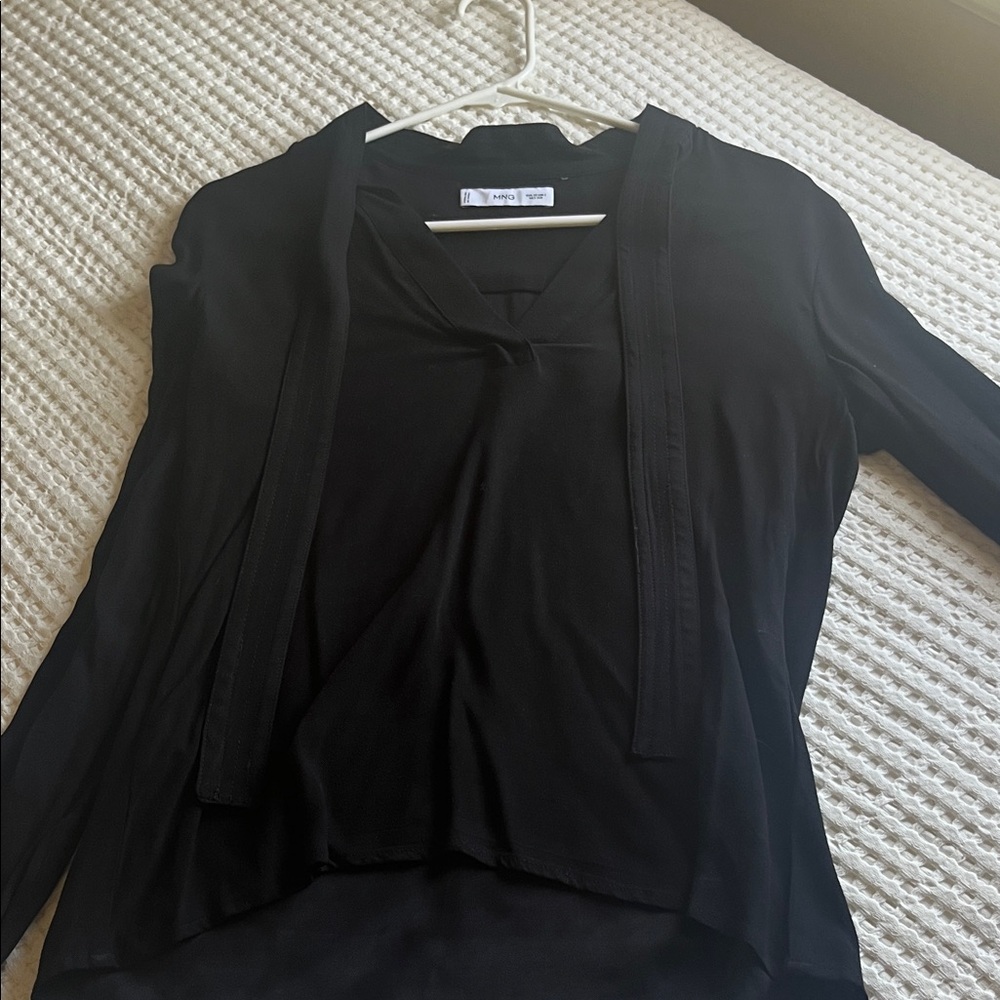 NWOT MNG Black Women’s V-Neck Long Sleeve Top with Open Front Detail